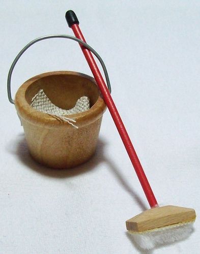 (€ 5,00/VKE) Putzgarnitur aus Holz